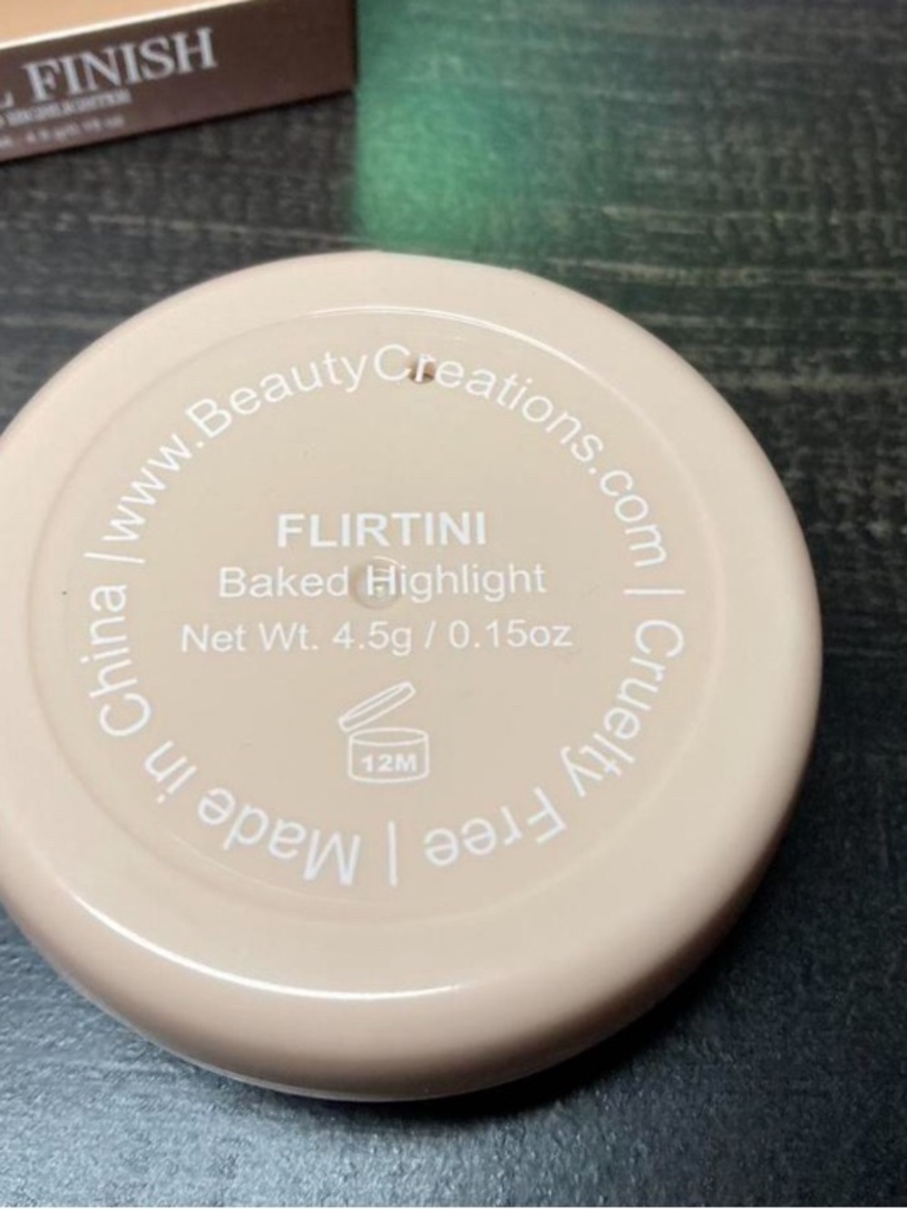 Beauty Creations Highlighter - Picture 5 of 5
